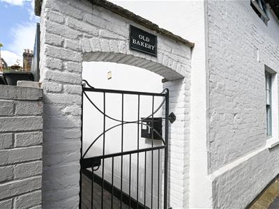 Picture 11